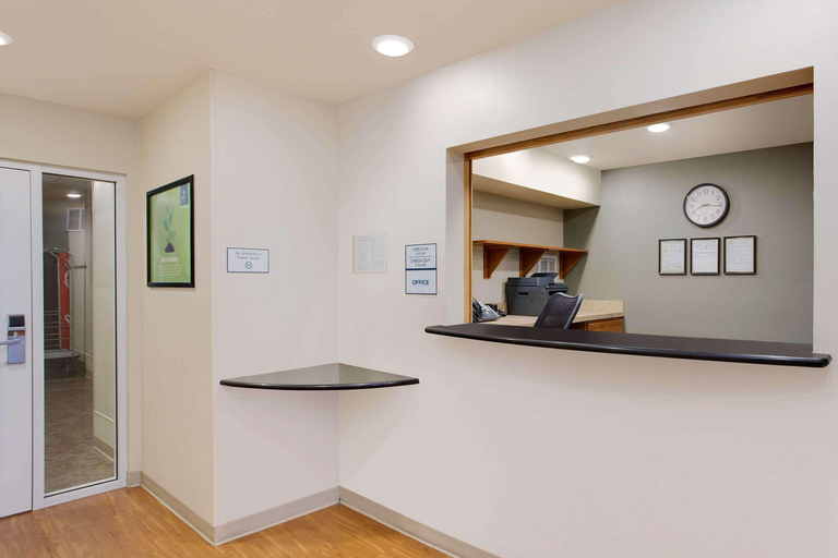 Public Area, WoodSpring Suites Virginia Beach, Virginia Beach