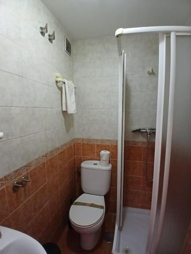 Bathroom, weforyou Plza España Benalmadena, Málaga
