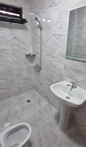 Bathroom, Kartuli Suli, Ozurgeti