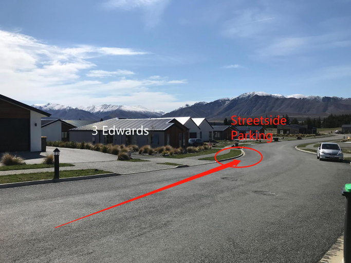 3 Edwards, Mackenzie