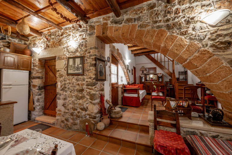 Room 5, Agapi s Charming Retreat - Rustic Escape By Chania, Crete