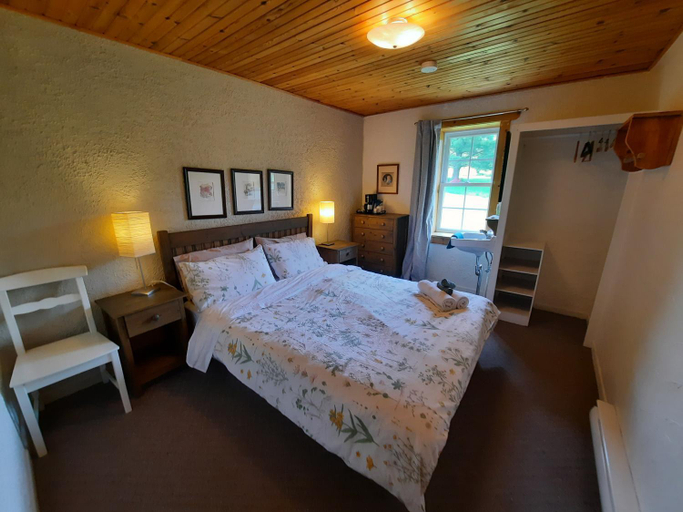 Others 5, Auberge Schweizer, Brome-Missisquoi