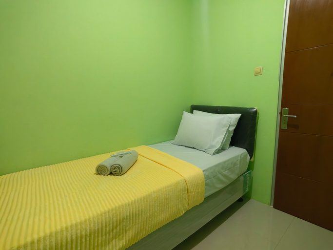 Bedroom 12