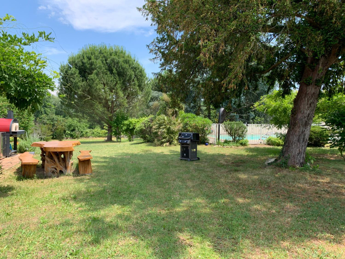 Others 3, Domaine de Bellevue, Gironde