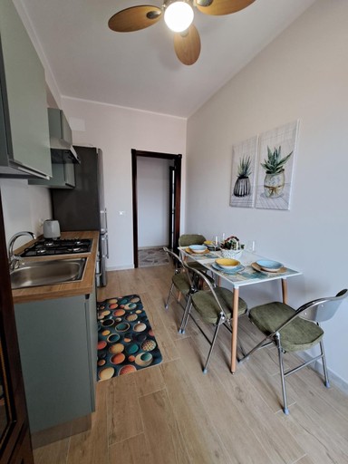 Facilities 4, Skyline Palermo, Palermo
