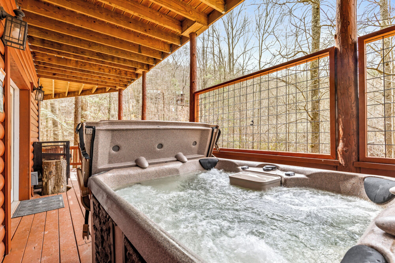 Bathroom, Hickory Hollow Hideaway, Sevier