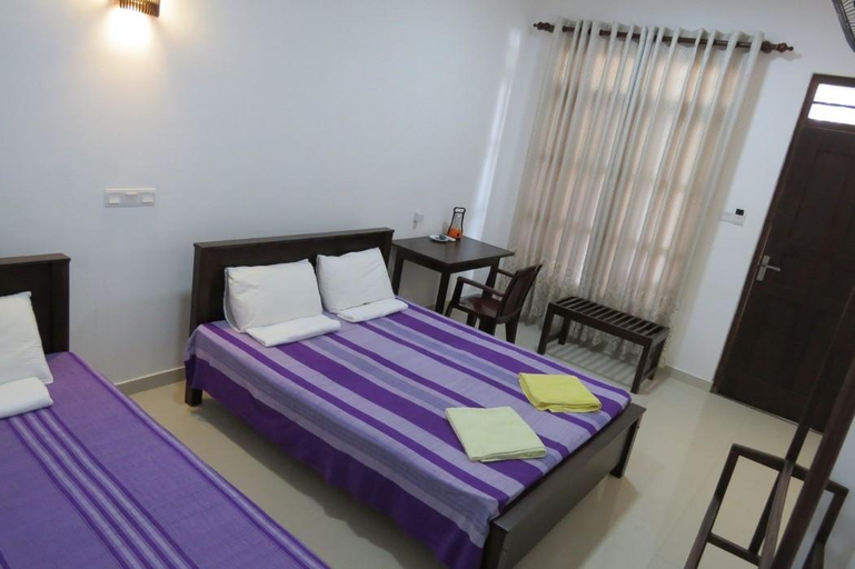 Bedroom 2, Sailors Mirissa, Weligama
