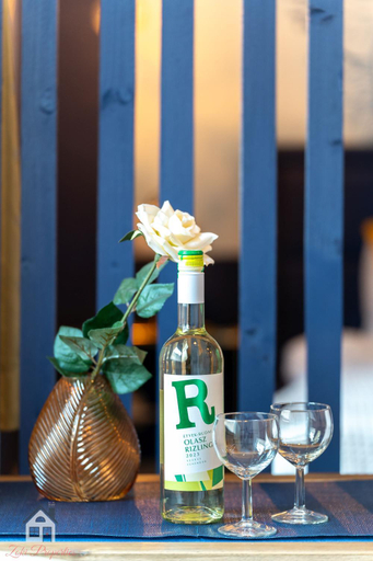 Food & Drinks 5, ACME Apartments, Budapesti