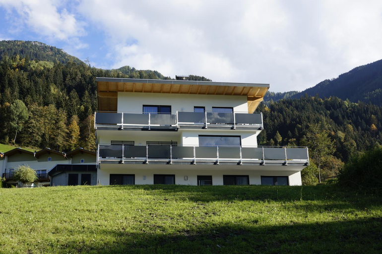 Others 3, Apartment Hanna, Schwaz