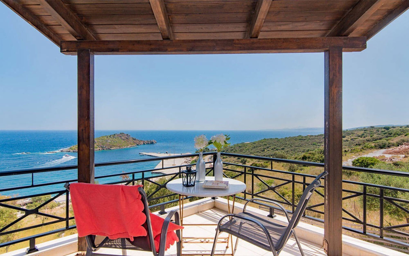 Room 2, Coastal Paradise Found - Komis Private Pool Gem, Ionian Islands