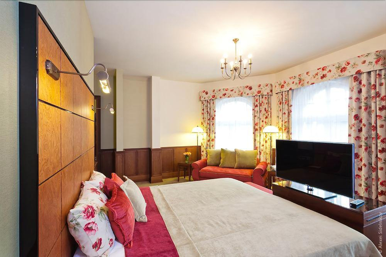 Bedroom 2, グレープ ホテル, Środa Śląska