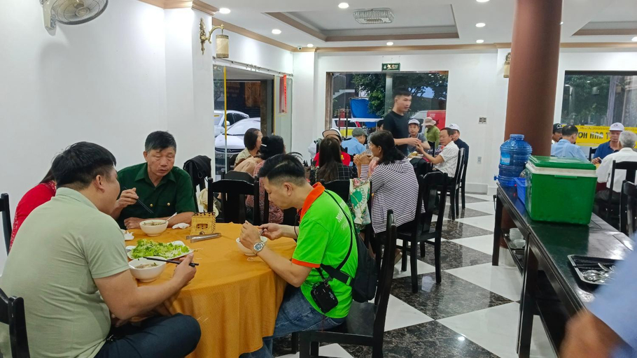 Food & Drinks 5, Đạt Anh Hotel, Huế