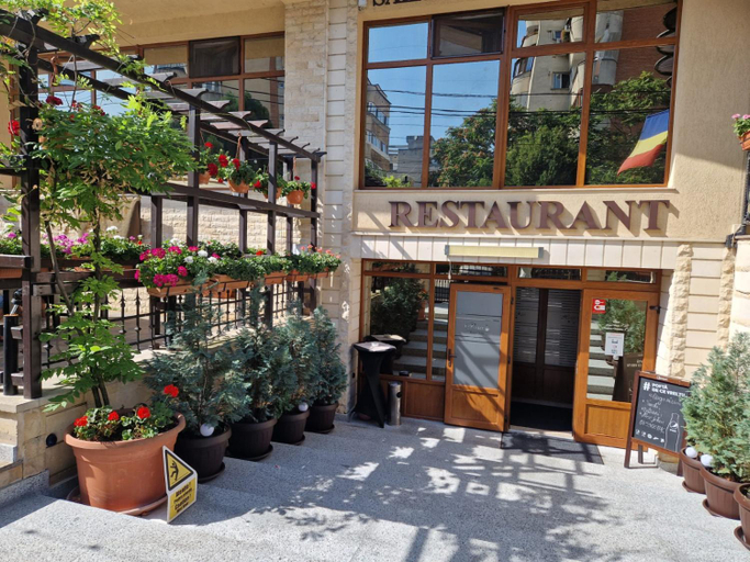 Others 5, Hotel Rao, Cluj-napoca