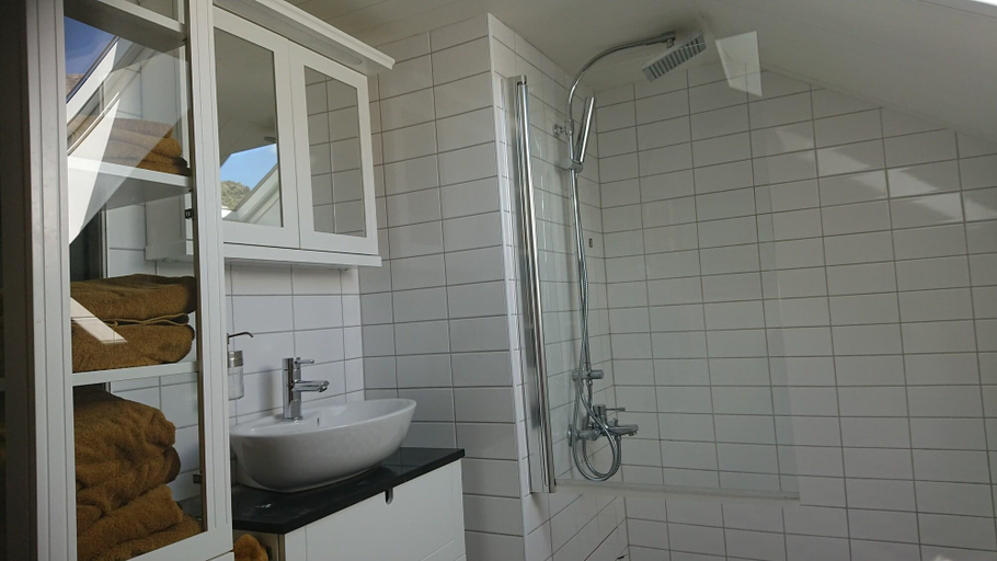 Bathroom 3, Hem Till Bengt, Sotenäs