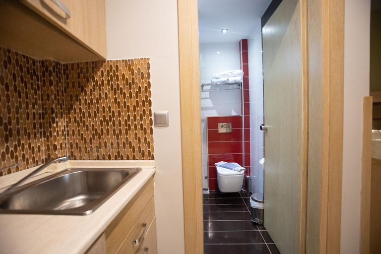 Bathroom 5, Amalia Center, Central Macedonia