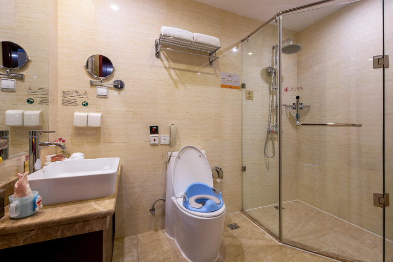 Bathroom 4