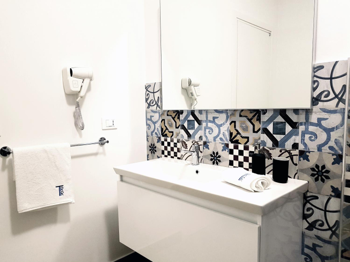 Bathroom 3, Trani Rent Rooms, Barletta-Andria-Trani