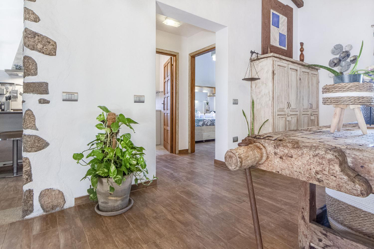 Others 5, Villa I LECCI, Olbia-Tempio