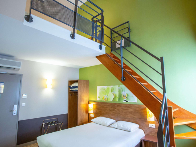 Bedroom 29
