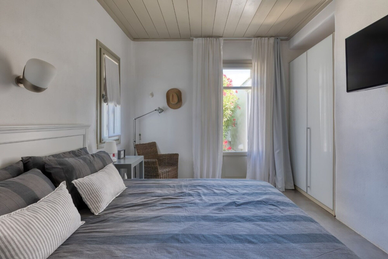 Room 2, Villa Santa Bliss Paros, South Aegean