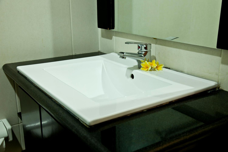 Bathroom 4