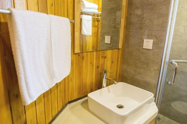 Bathroom 3, Zhujia Dayuan Hotel, Lianyungang