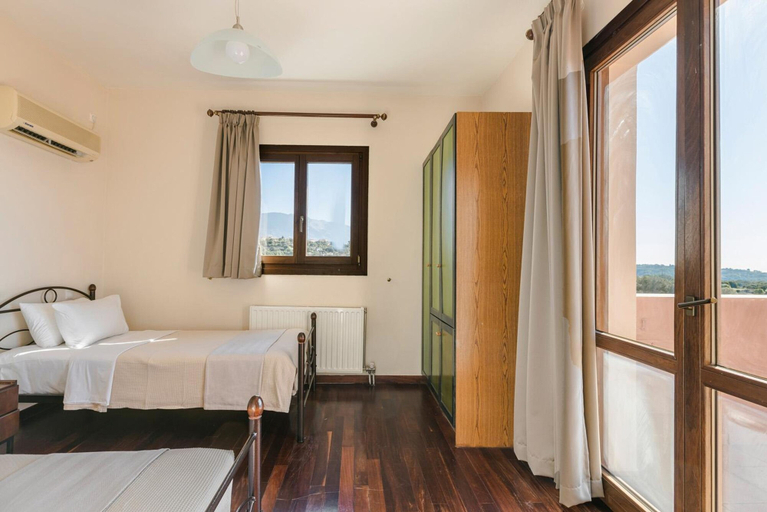 Room 4, Ilios Kefalonia With 3 Bedrooms and 3 Bathrooms, Ionian Islands
