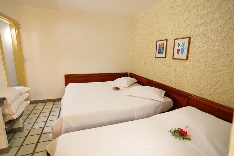 Bedroom 2, Marlim Smart Hotel, Porto Seguro