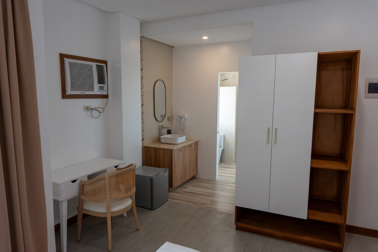 Coast Wise Hotel, Dauin