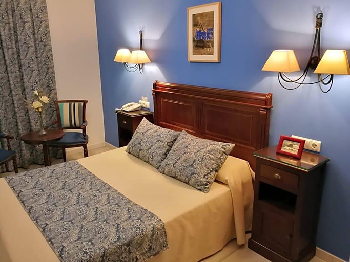 Bedroom 4, Hotel Maestre, Córdoba