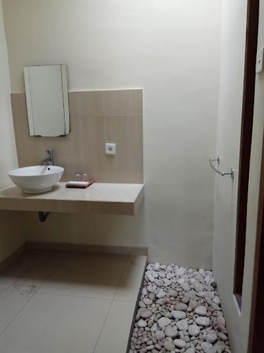 Bathroom 5, De Lemon Gatsu, Denpasar
