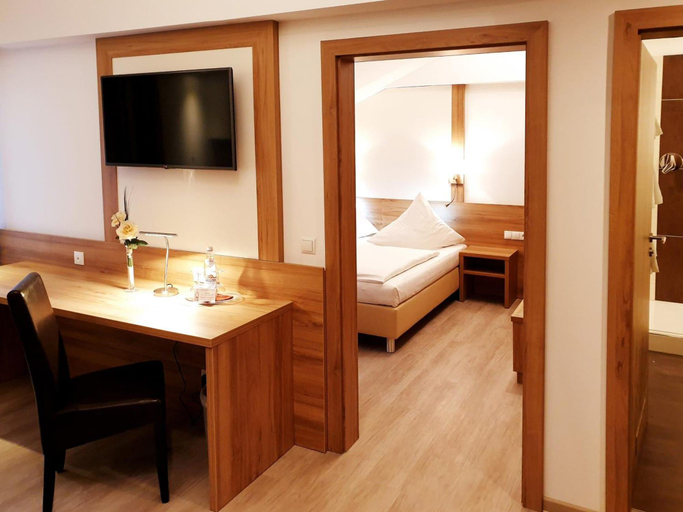 Bedroom 3, Hotel St Georg, Regensburg