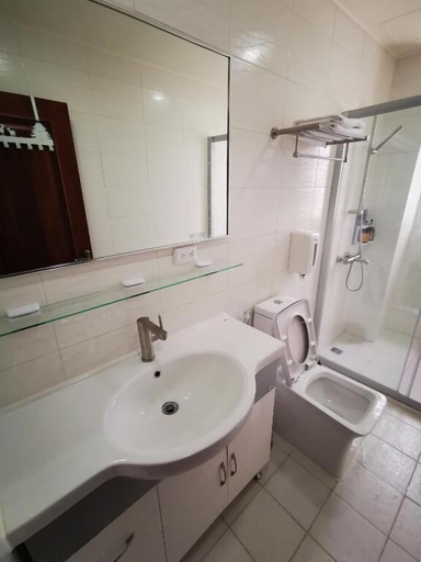 Bathroom 3, ShinHe Home Stay, Penghu