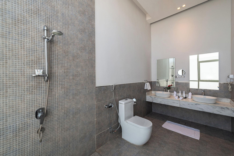 Bathroom 4, HDB Sahafa, Riyadh