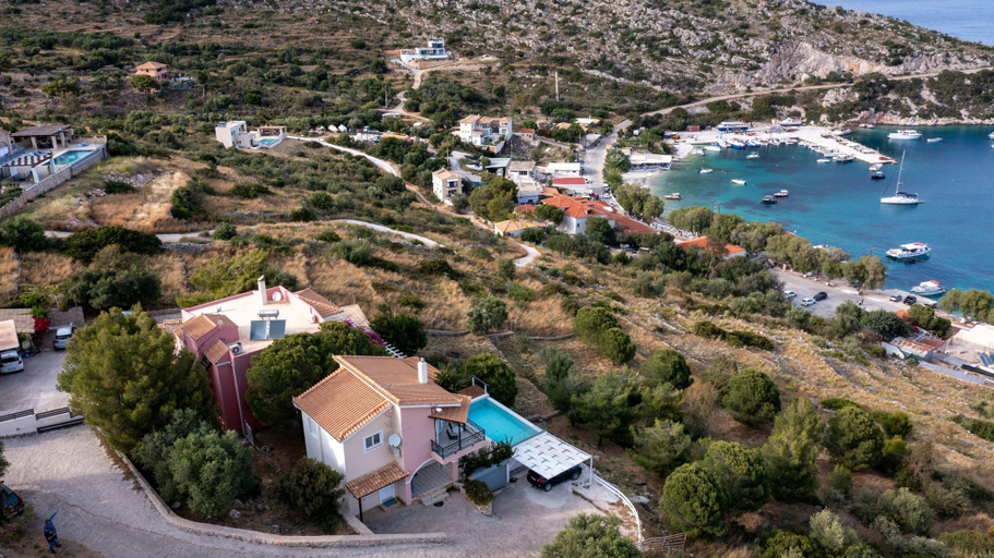 Room 3, Coastal Paradise Found - Komis Private Pool Gem, Ionian Islands