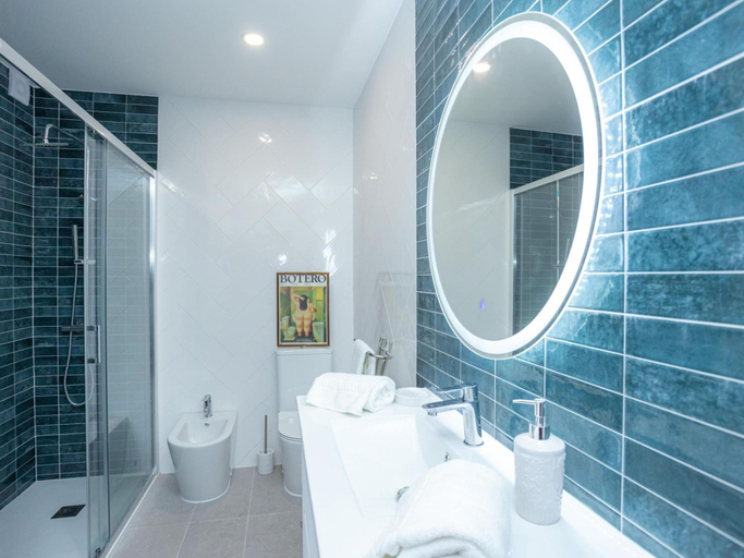 Room 5, Vizo 31 by Rent4all, Figueira da Foz