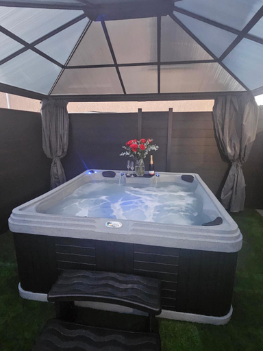 Others 5, hebergement privee Jaccuzzi en supplement, Isère