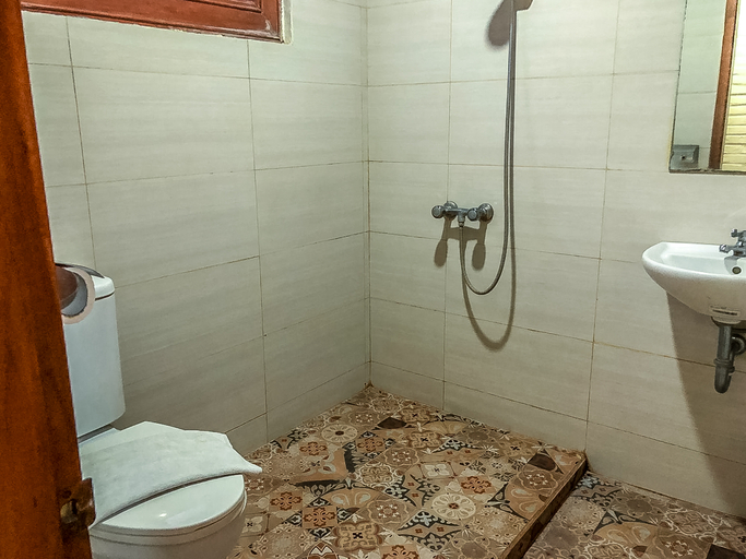 Bathroom 3