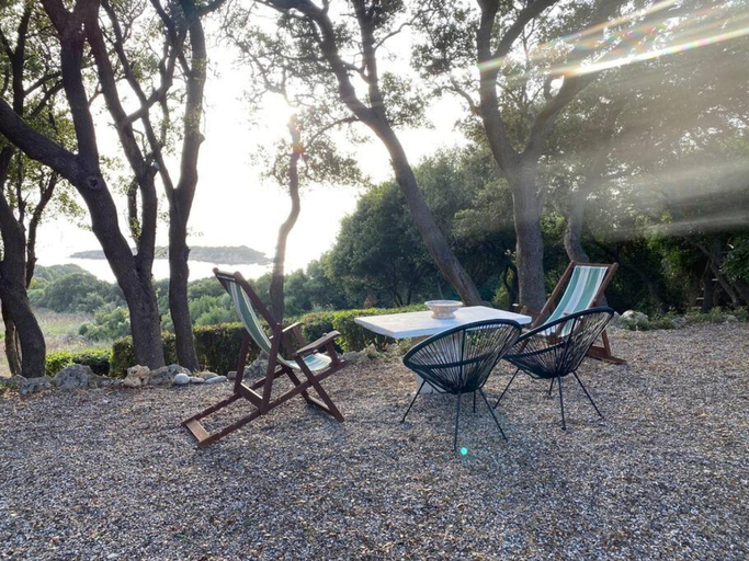 Room 3, Secluded Seaside Villa w Garden Sea-sunset View, West Greece