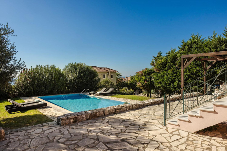 Room 2, Ilios Kefalonia With 3 Bedrooms and 3 Bathrooms, Ionian Islands