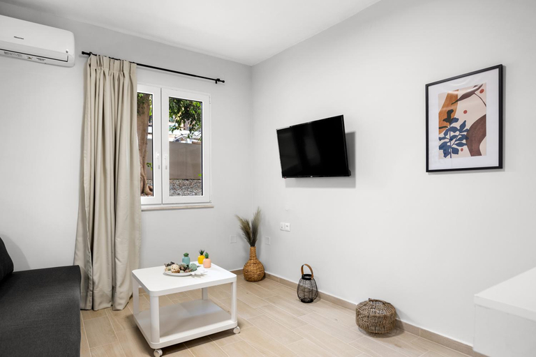 3, Nisos apartments, Chania center, Crete