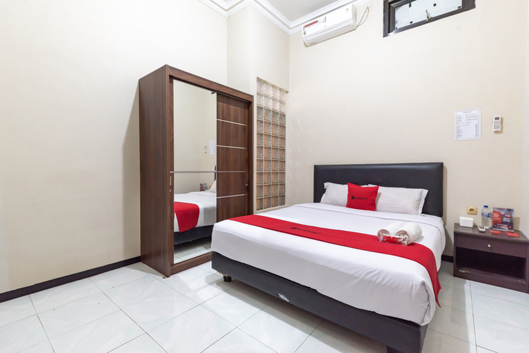 Bedroom 8