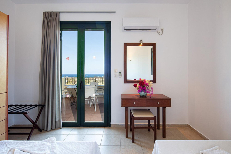 Room 3, Villa Eleni in Pigianos Kampos, Crete