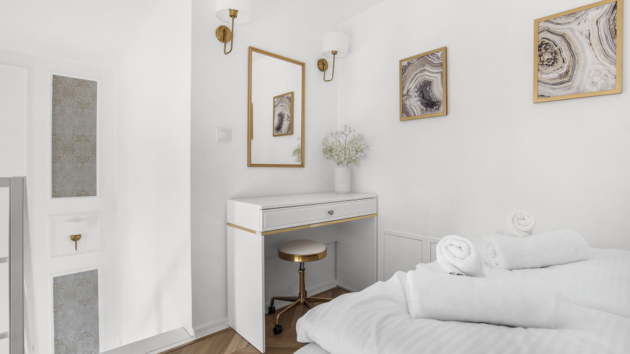 Bedroom 2, Apartamenty Sun & Snow Bulwar Staromiejski, Środa Śląska