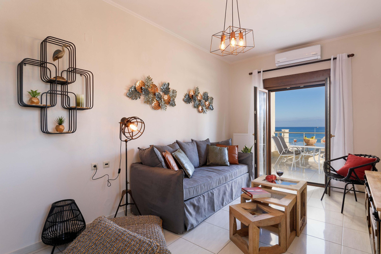 Room 4, Oak Wood - Sea View Exclusive Maisonette, Crete