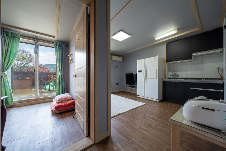 Bathroom, Yeowoogneul Pension, Chuncheon