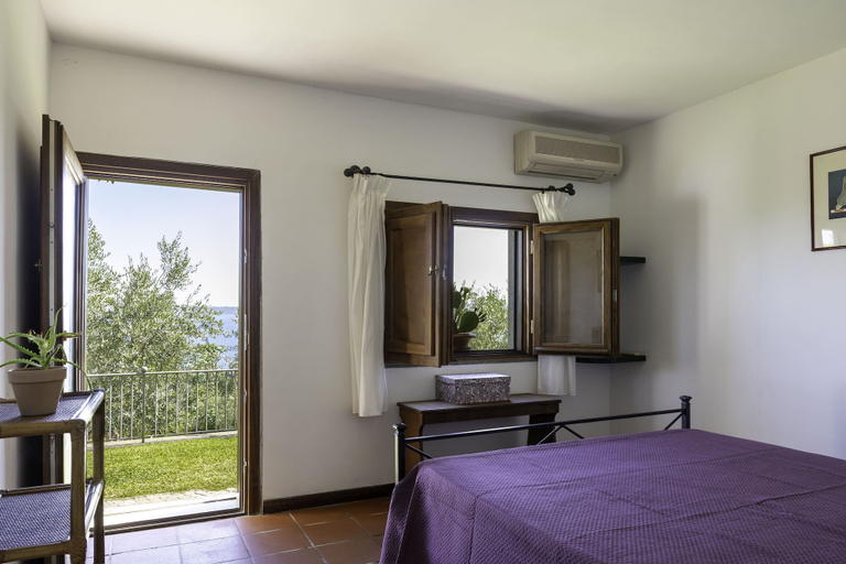 Room 3, Olvietello With 3 Bedrooms and 3 Bathrooms, Rome