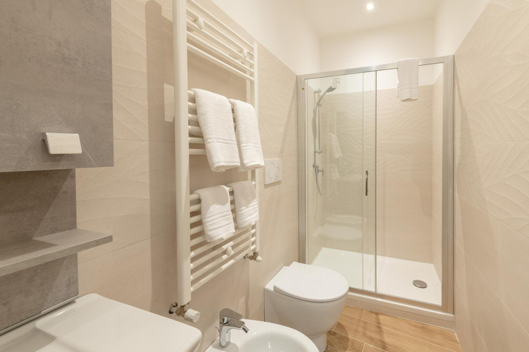 Bathroom 4