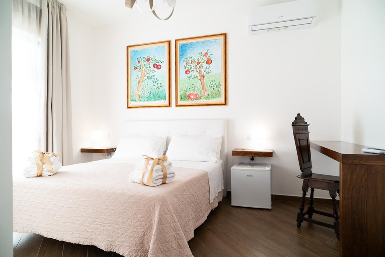 Bedroom 2, B&B La Melagrana, Salerno