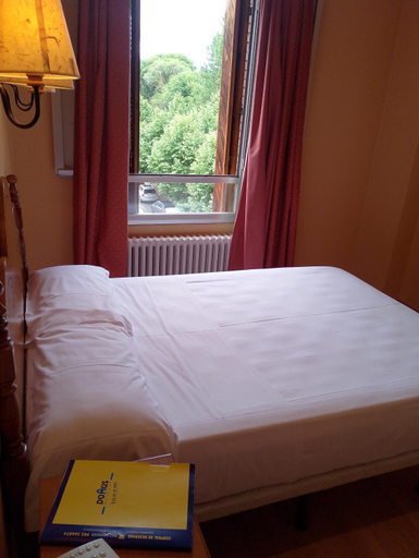 Bedroom 2, Cityexpress Hotel Fernando III - Najera, La Rioja